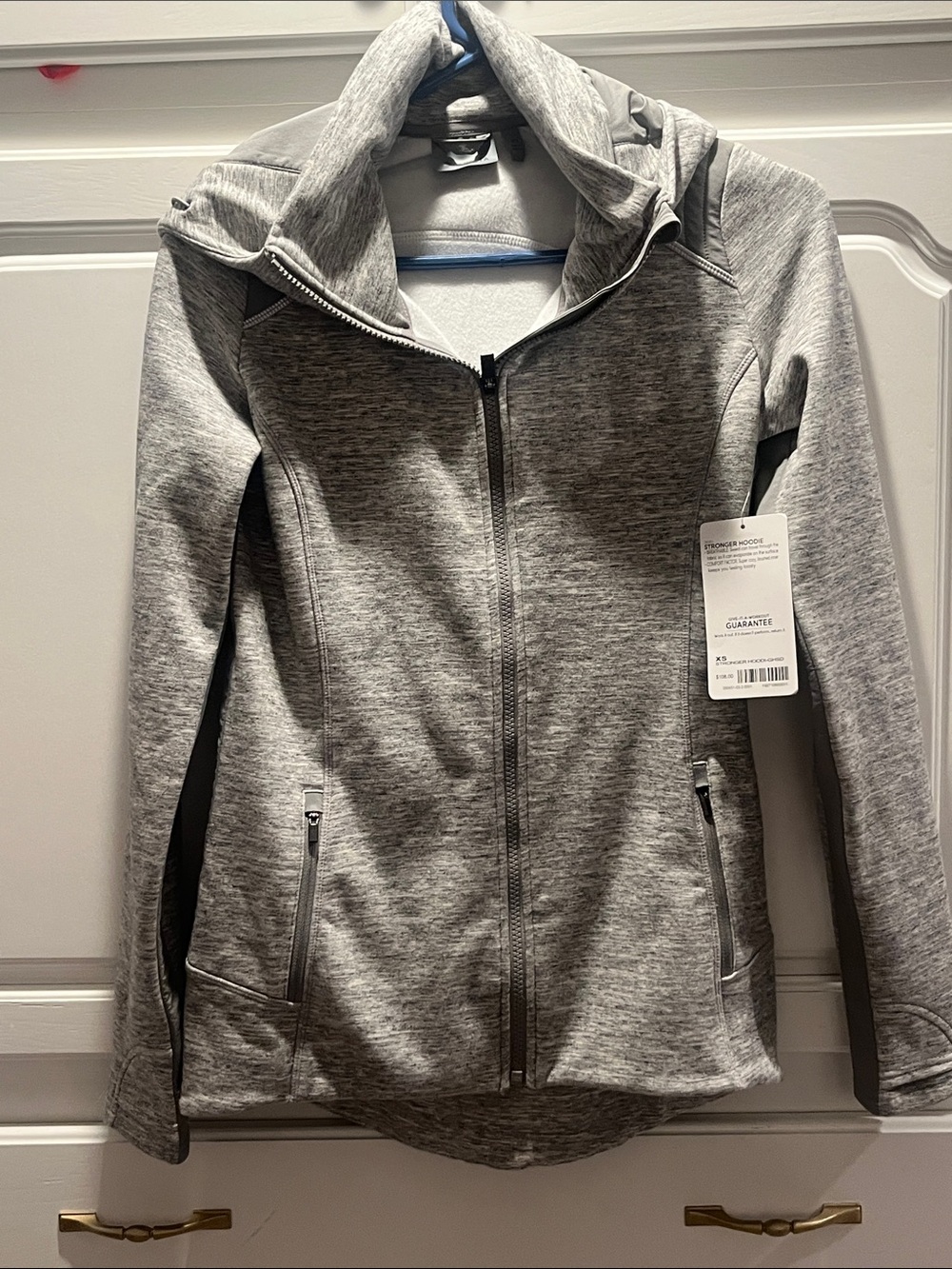 (NWT) Athleta Stronger Hoodie in heathered gray